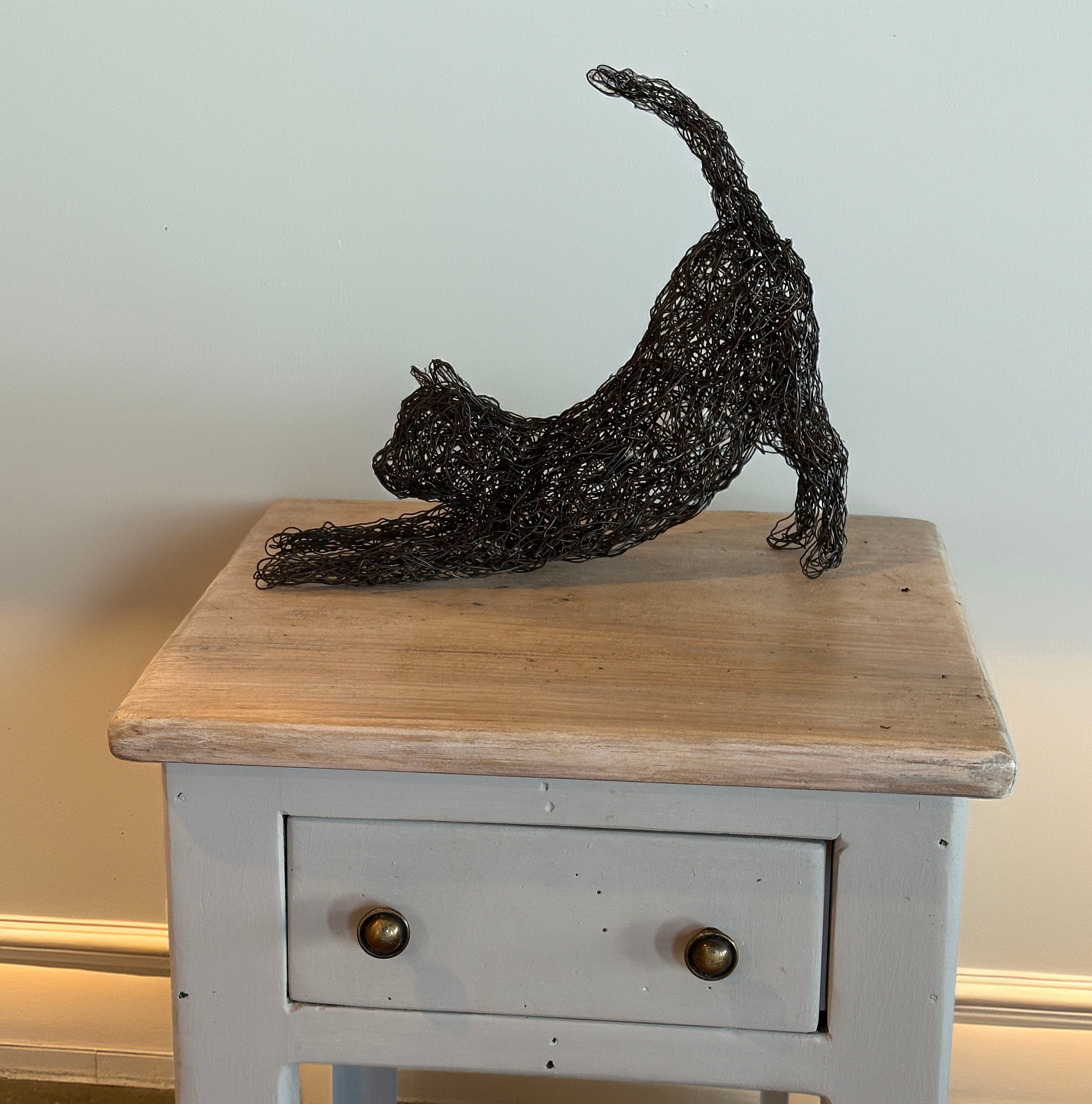 Stretching Cat - large